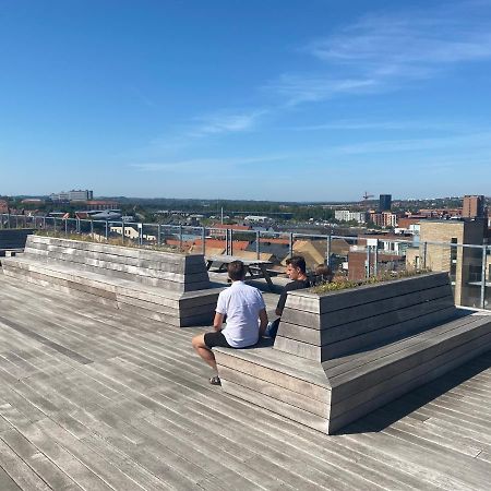Modern Central Apt With Rooftop, Privat Balcony, & Free Parking, Steps From Aarhus Attractions Exteriör bild