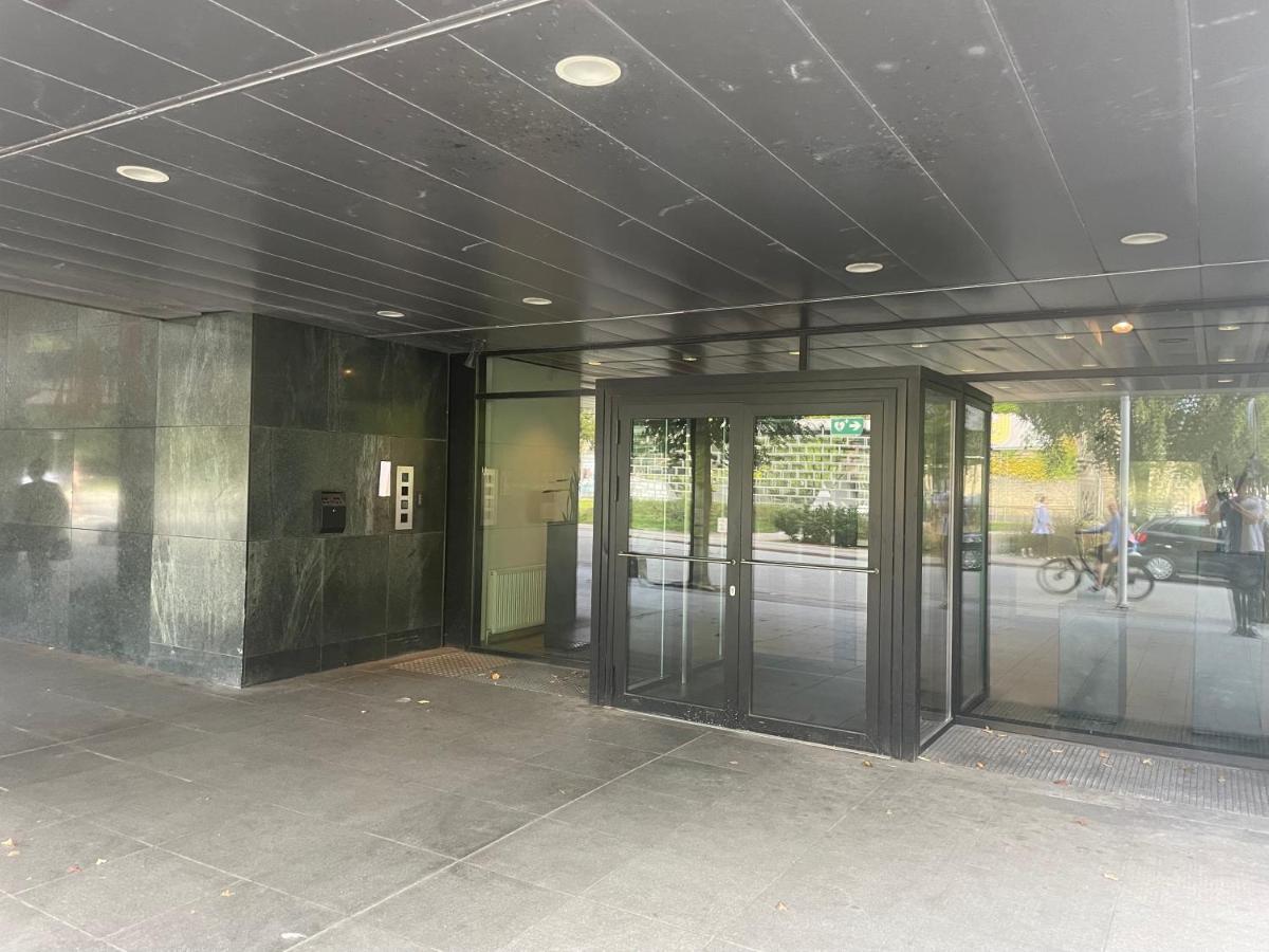 Modern Central Apt With Rooftop, Privat Balcony, & Free Parking, Steps From Aarhus Attractions Exteriör bild